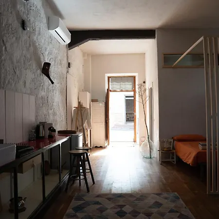 شقة Spacious Studio, View And Bath